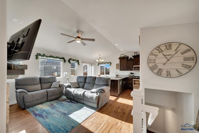 3217 HOMESTEAD ST, Rapid City, SD 57703