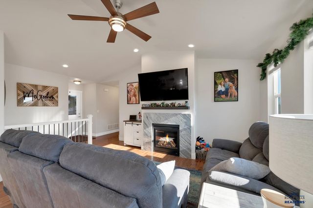 3217 HOMESTEAD ST, Rapid City, SD 57703