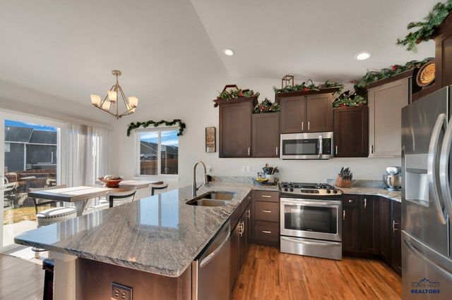 3217 HOMESTEAD ST, Rapid City, SD 57703