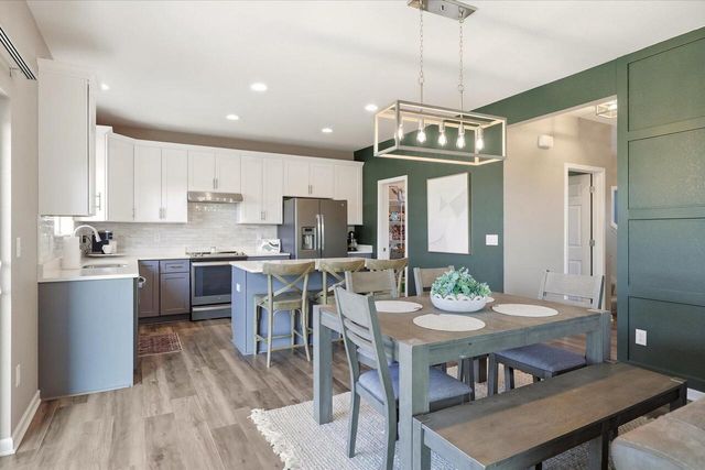 35123 Yahara DRIVE, Summit, WI 53066