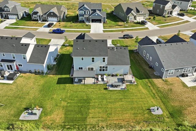 35123 Yahara DRIVE, Summit, WI 53066