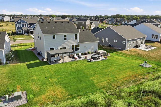 35123 Yahara DRIVE, Summit, WI 53066