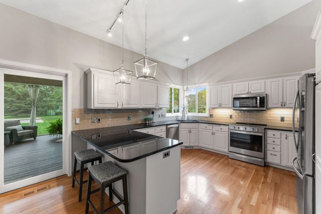 16279 Harvard Drive, Lakeville, MN 55044