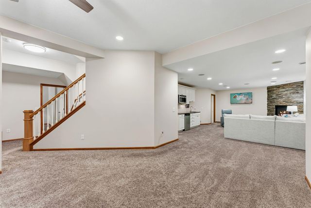 16279 Harvard Drive, Lakeville, MN 55044