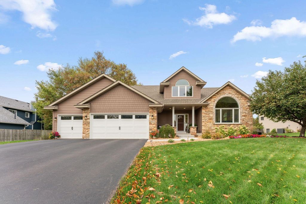16279 Harvard Drive, Lakeville, MN 55044 — photo 2