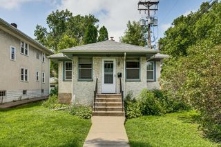 925 19th Avenue SE, Minneapolis, MN 55414