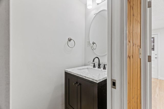 2644 Alabama Avenue S, Saint Louis Park, MN 55416