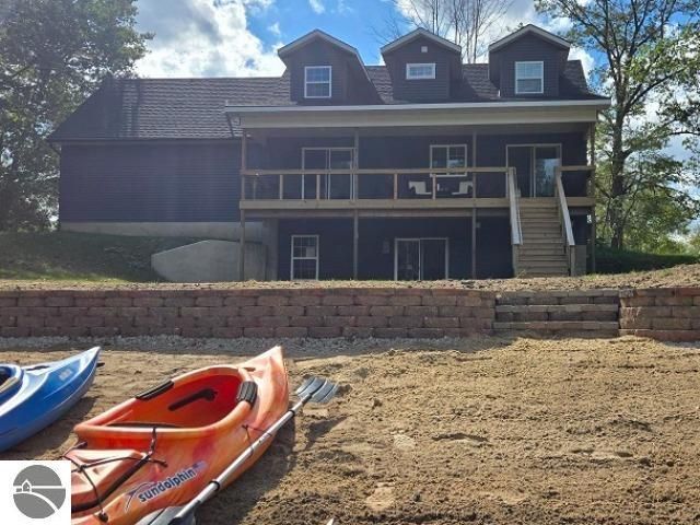 8778 Edgewater Drive, Stanwood, MI 49346