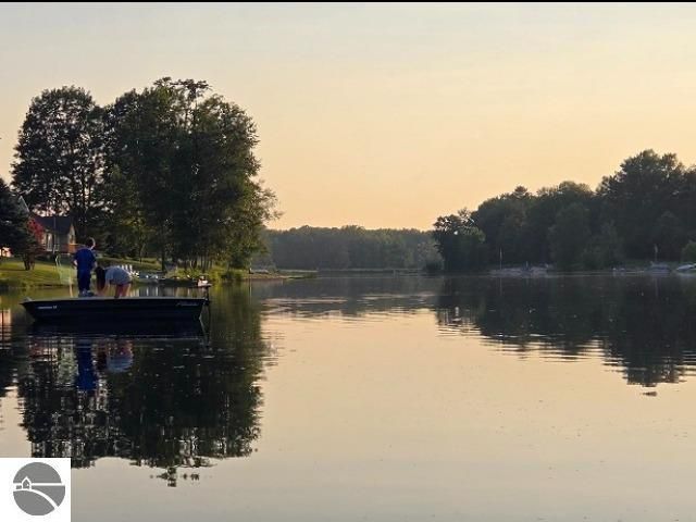 8778 Edgewater Drive, Stanwood, MI 49346