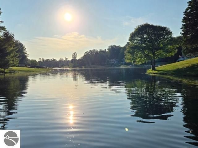 8778 Edgewater Drive, Stanwood, MI 49346