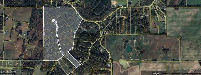 Creek Rd, Sweetwater, TN 37874