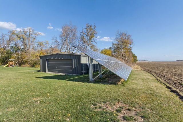 97 Highcrest Court, Shannon, IL 61078