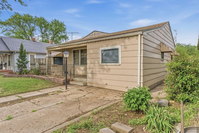 2327 N Market St, Wichita, KS 67219