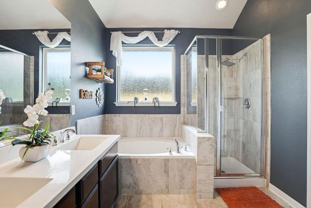 165 Senna DR, Dripping Springs, TX 78620
