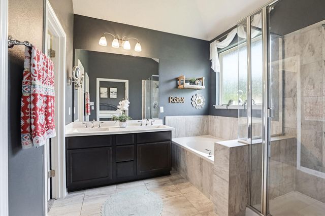 165 Senna DR, Dripping Springs, TX 78620