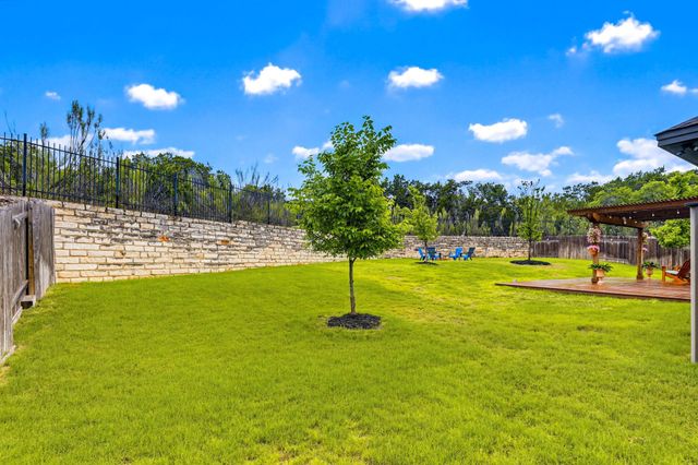 165 Senna DR, Dripping Springs, TX 78620