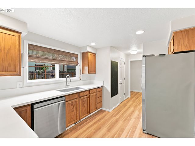 9116 Ne 111TH Ave, Vancouver, WA 98662