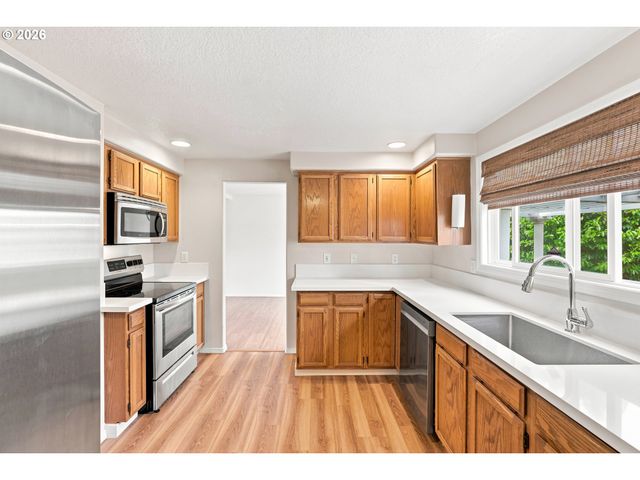 9116 Ne 111TH Ave, Vancouver, WA 98662