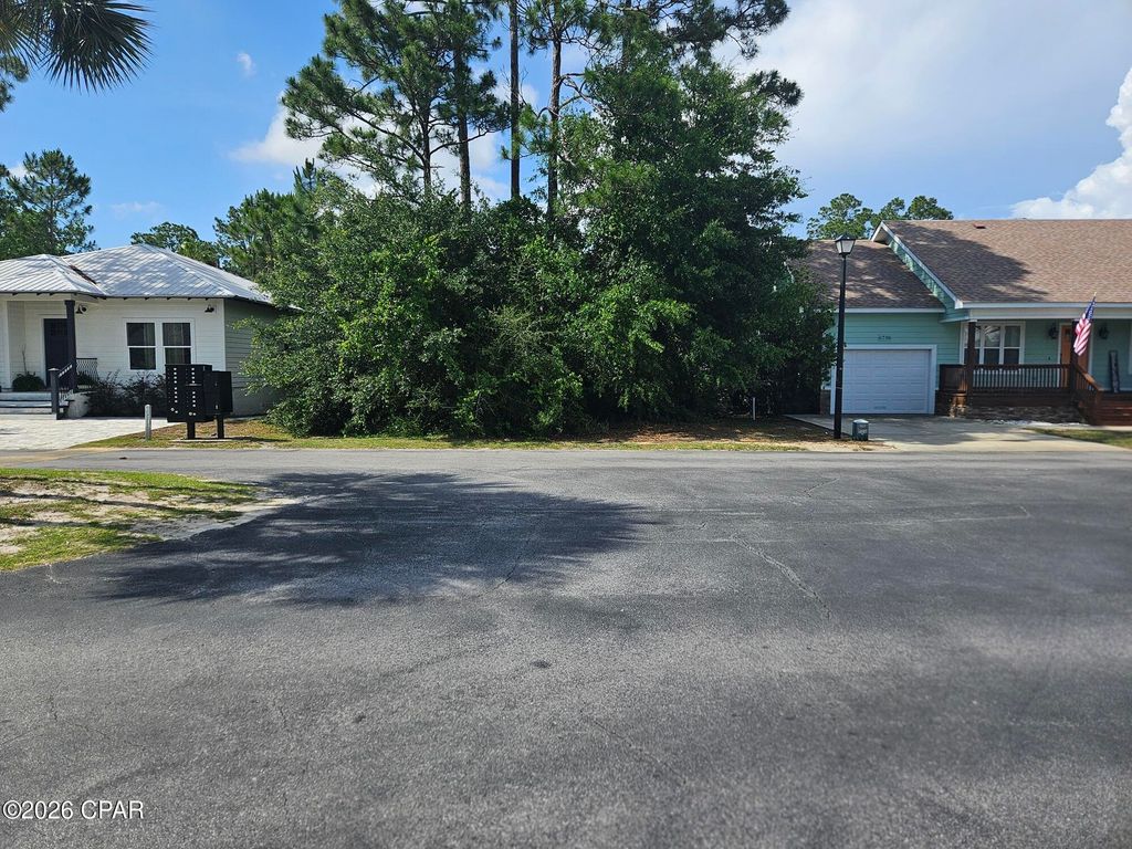 6716 Harbour Boulevard, Panama City Beach, FL 32407