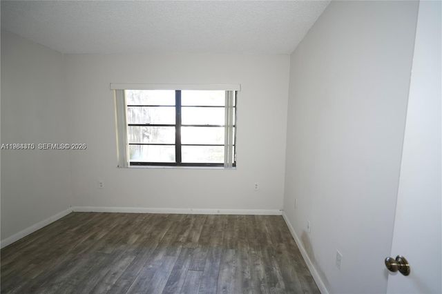 5201 Orduna Dr 12, Coral Gables, FL 33146