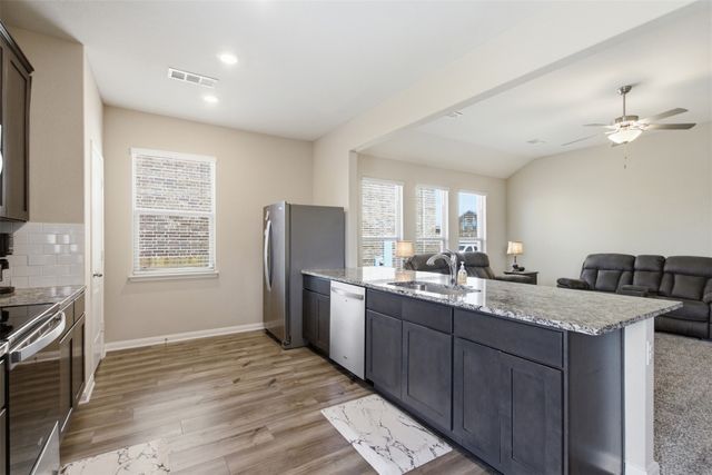 292 Wandering Stream Way, Princeton, TX 75407