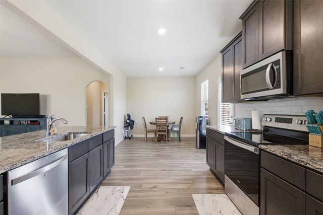 292 Wandering Stream Way, Princeton, TX 75407