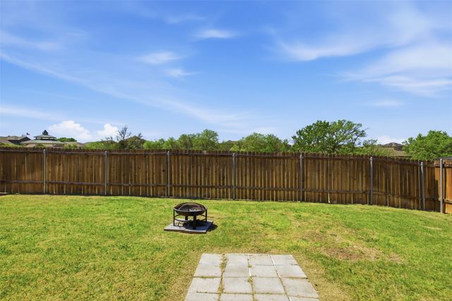 292 Wandering Stream Way, Princeton, TX 75407