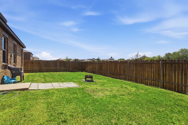 292 Wandering Stream Way, Princeton, TX 75407