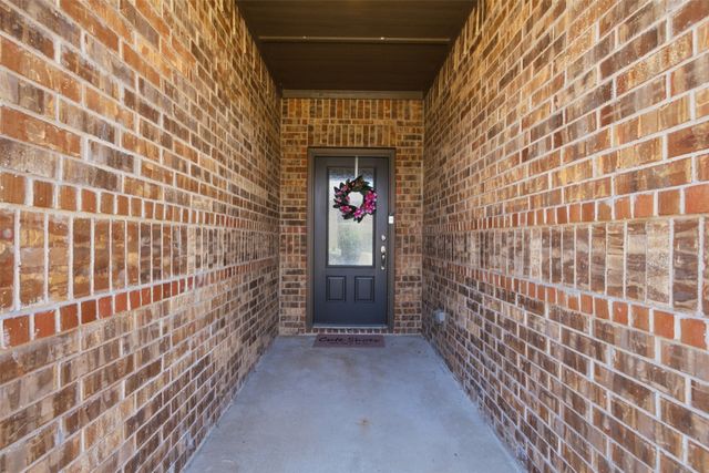 292 Wandering Stream Way, Princeton, TX 75407