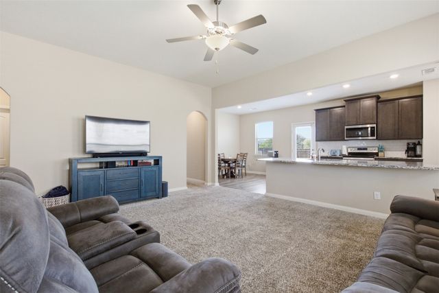 292 Wandering Stream Way, Princeton, TX 75407