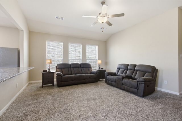 292 Wandering Stream Way, Princeton, TX 75407