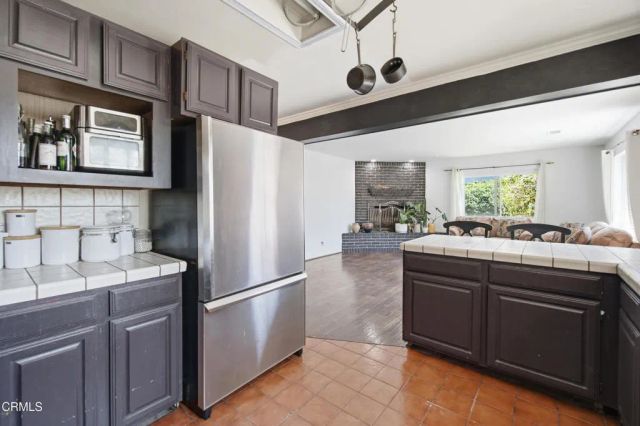 1957 Grand Avenue, Ventura, CA 93003
