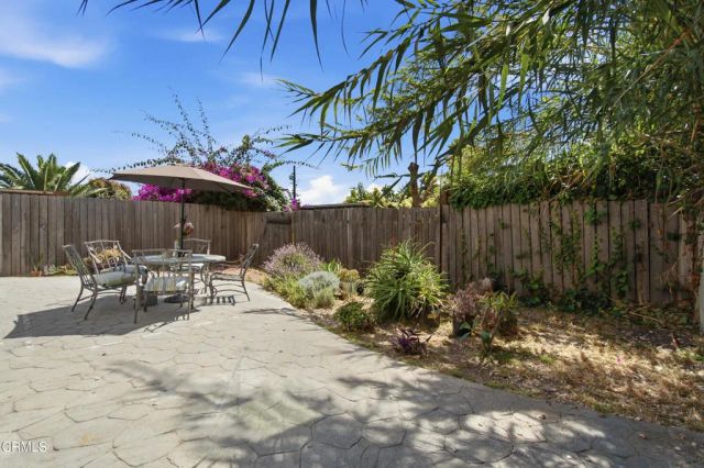 1957 Grand Avenue, Ventura, CA 93003