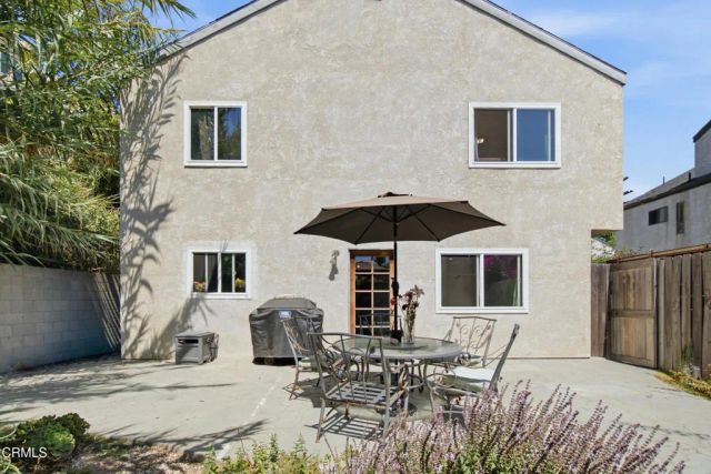 1957 Grand Avenue, Ventura, CA 93003