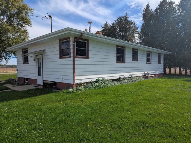 1409 N Crawford Road, Turner, MI 48765