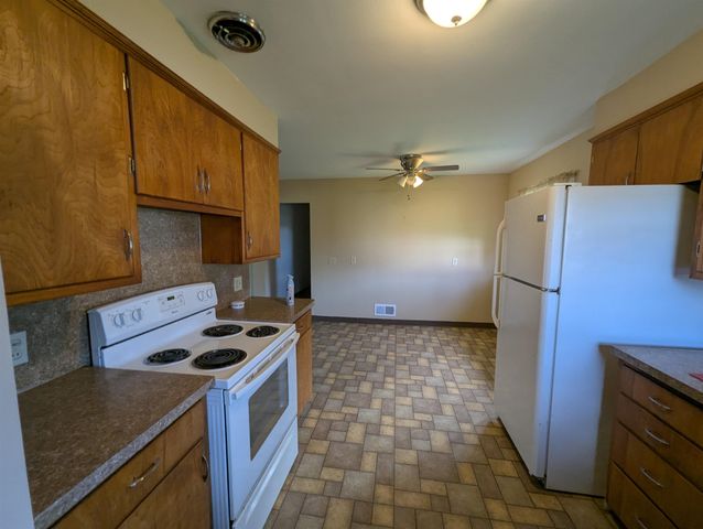 1409 N Crawford Road, Turner, MI 48765