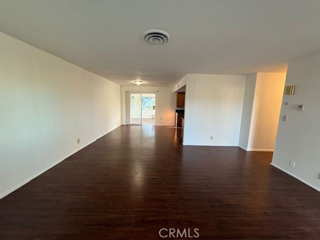 Image 6 of property listing at 43441 Acacia, Hemet, CA 92544