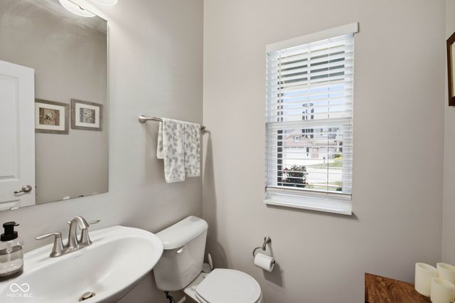 16125 Lavina Lane, Fishers, IN 46040