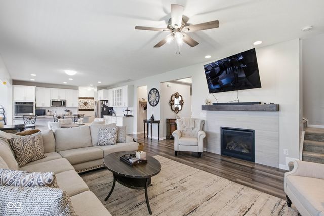 16125 Lavina Lane, Fishers, IN 46040