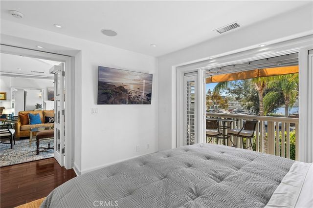 1030 Bayside Cove 702, Newport Beach, CA 92660