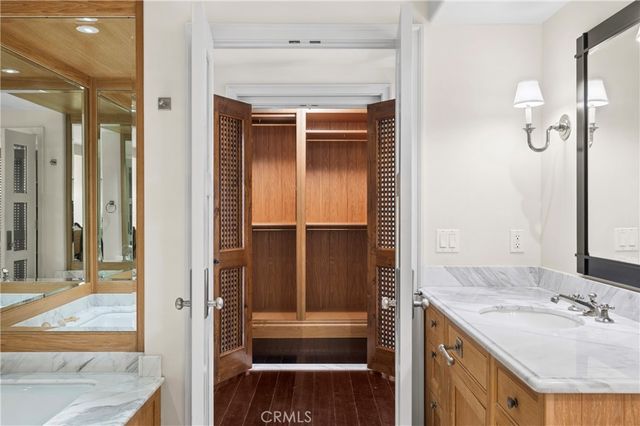1030 Bayside Cove 702, Newport Beach, CA 92660
