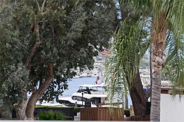 1030 Bayside Cove 702, Newport Beach, CA 92660