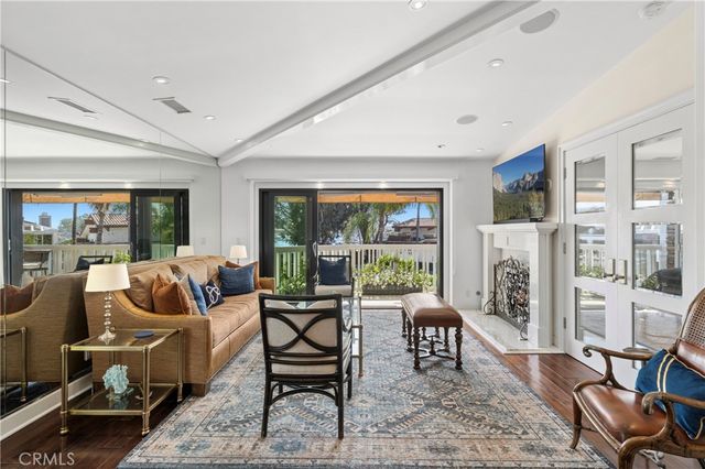 1030 Bayside Cove 702, Newport Beach, CA 92660