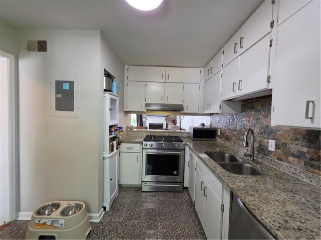 3414 Misty Harbour Trail, Atlanta, GA 30340