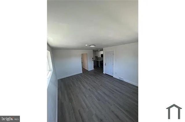 104 OAK AVE, Lansdowne, PA 19050