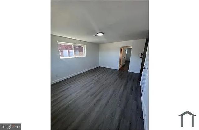 104 OAK AVE, Lansdowne, PA 19050