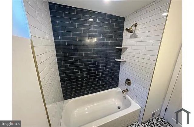 104 OAK AVE, Lansdowne, PA 19050