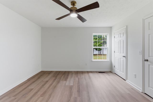 327 June Dr, Lebanon, TN 37087