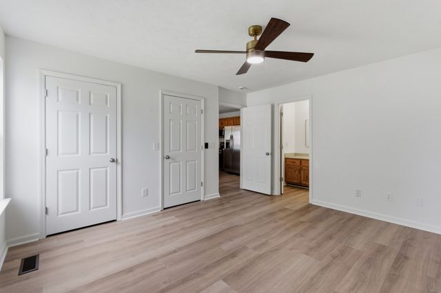 327 June Dr, Lebanon, TN 37087