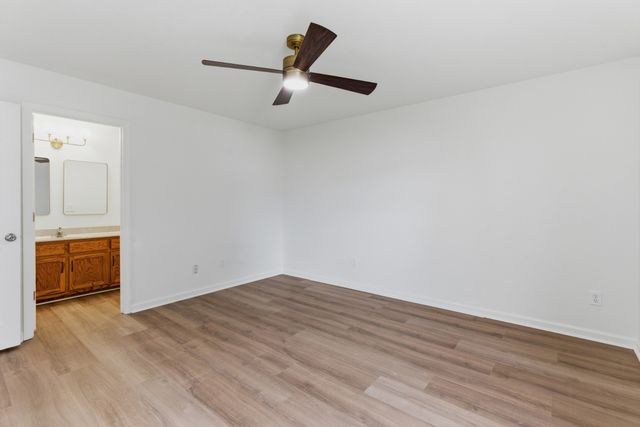 327 June Dr, Lebanon, TN 37087